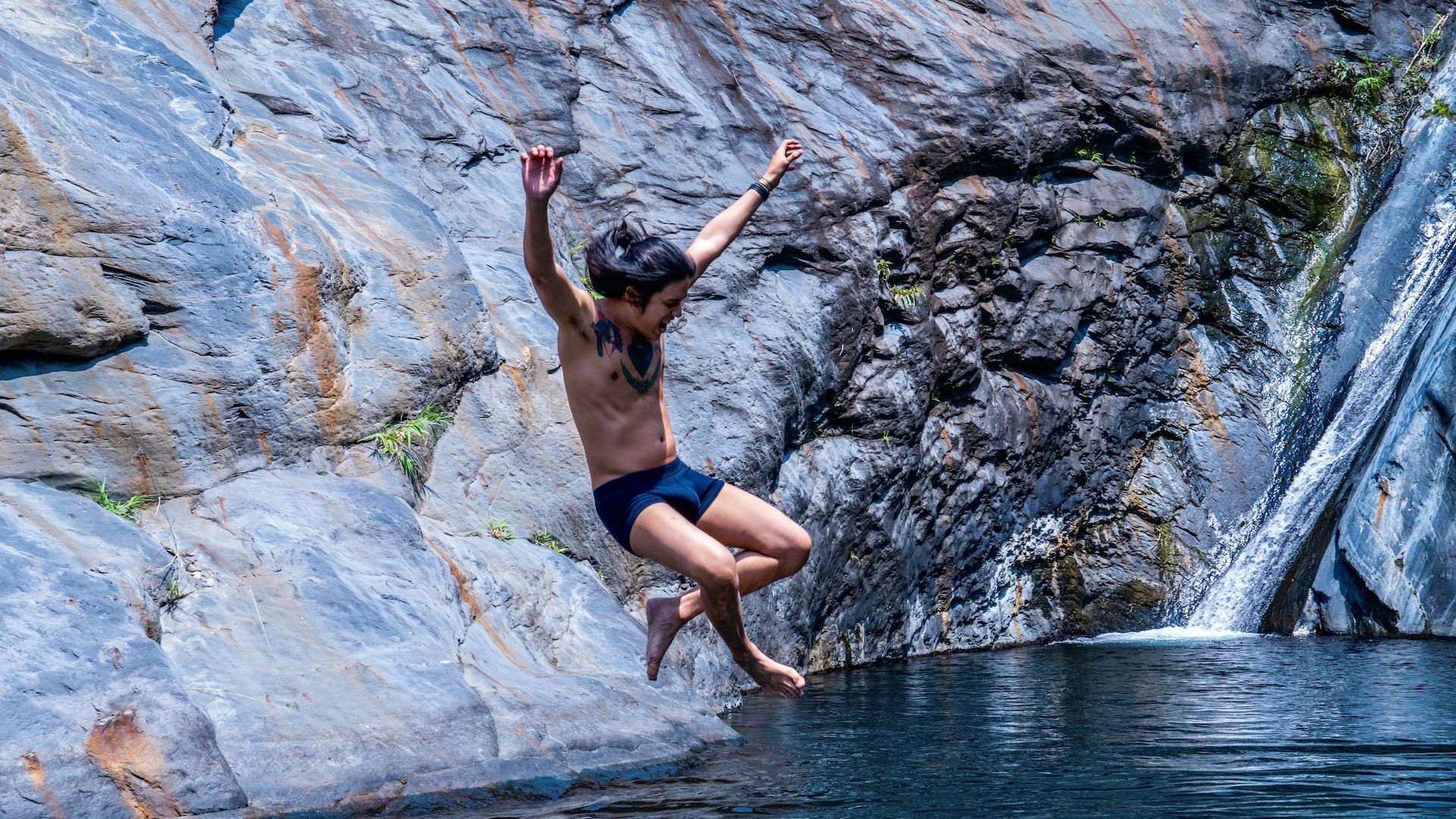 Bão đang đến gần