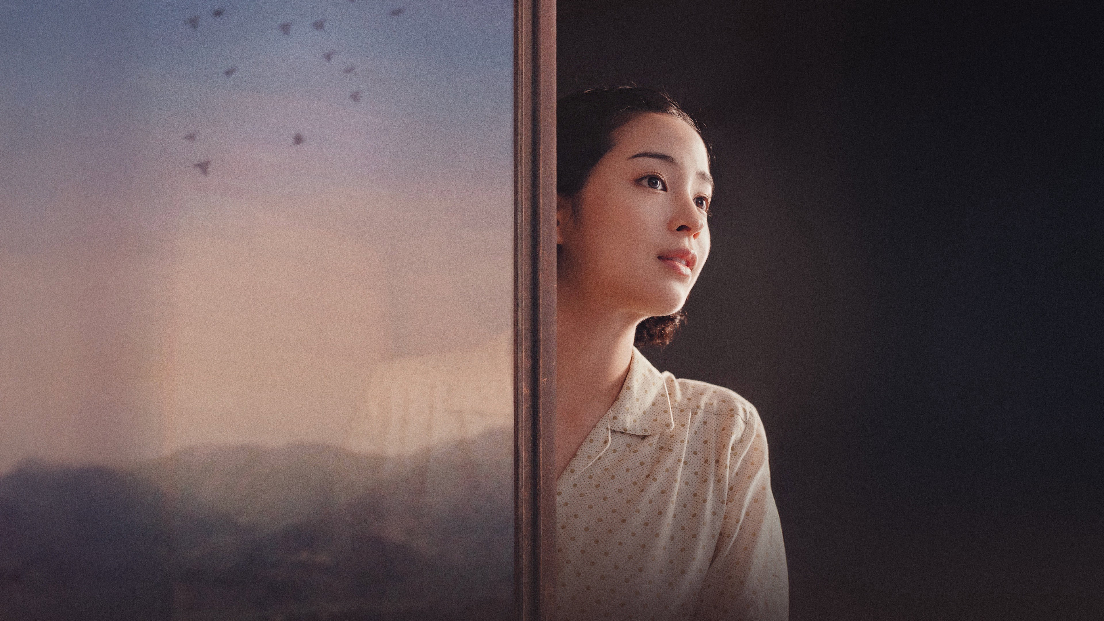 Cảnh đồi mờ xám