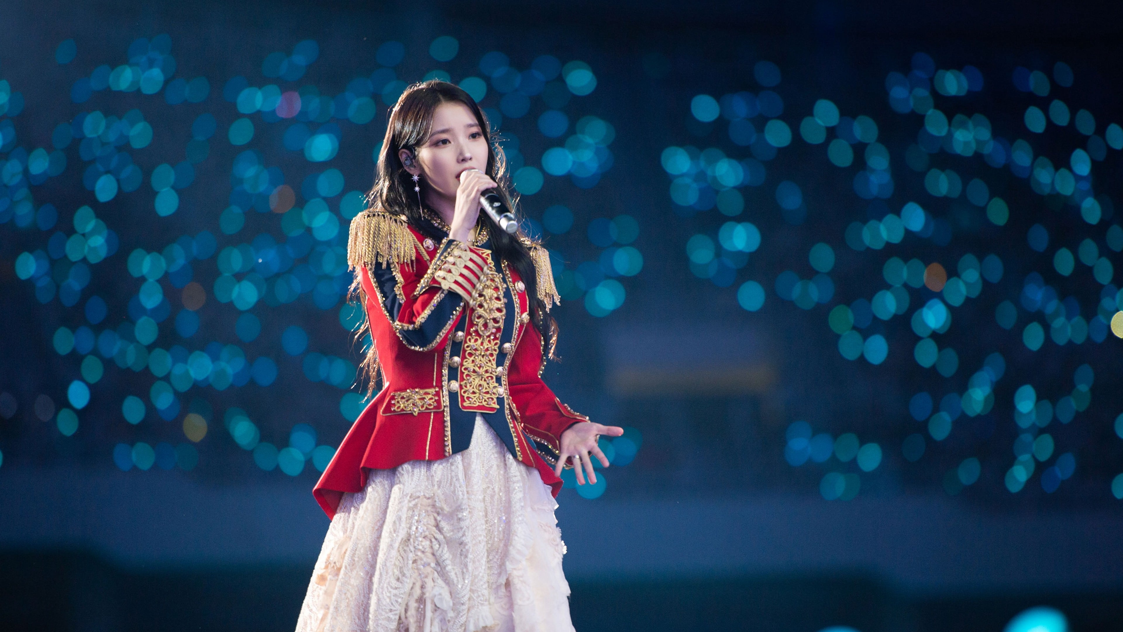 IU Concert: Thời Khắc Quý Giá