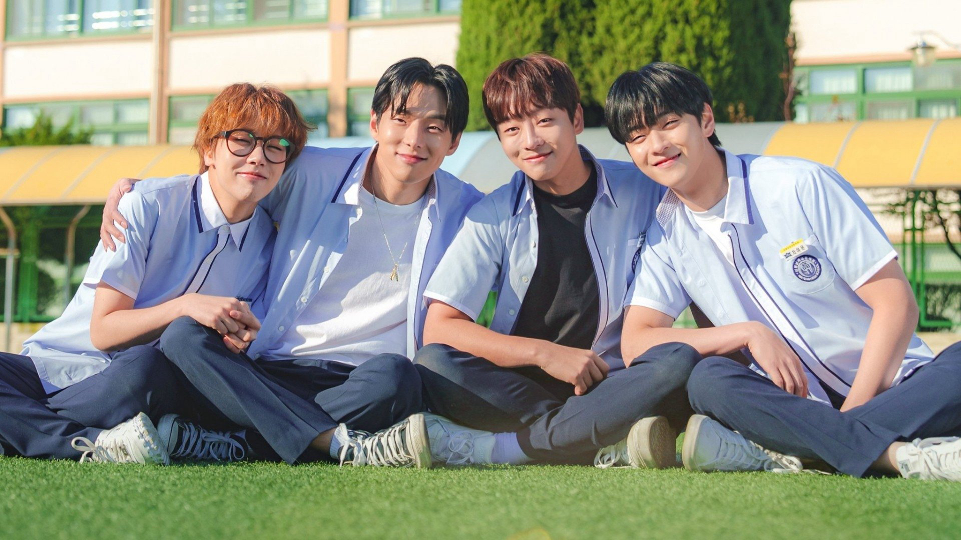 Vùng tình yêu đầu tiên